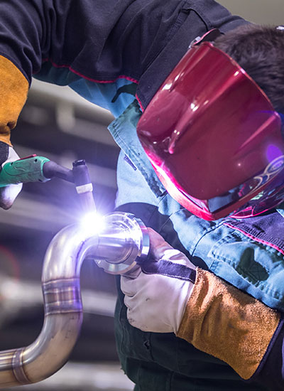 FlexTrades Fabricator hard at work on a pipe